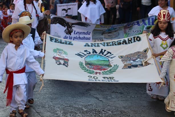 Esplendor de 460 años: Misantla vibra en desfile conmemorativo