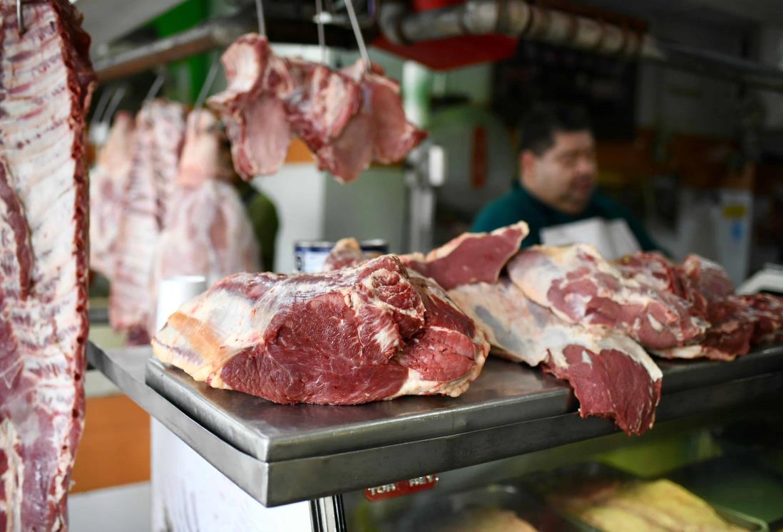 Mariscos y carne de res, los productos más pedidos por amas de casa en mercados de Veracruz