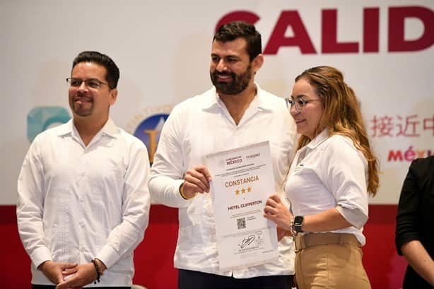 Sectur entrega certificaciones a prestadores de servicios en Veracruz