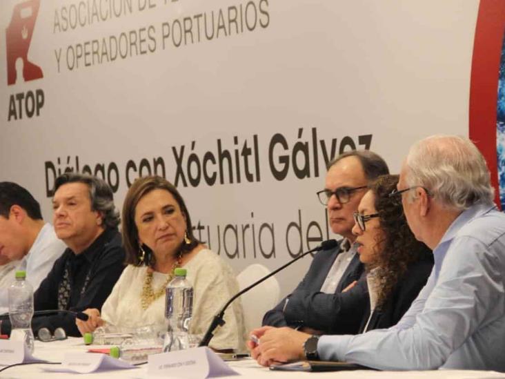 Plantea IP de Veracruz desarrollo del sector marítimo a Xóchitl Gálvez