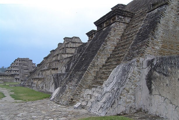 ¿Quién descubrió por accidente Pirámide de los Nichos en El Tajín?