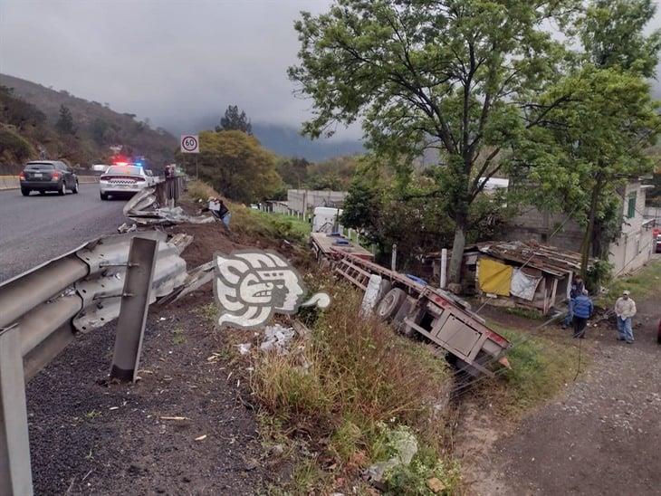 Familias viven instantes de terror tras accidente en la autopista Puebla-Orizaba