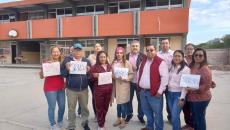Maestros de Medellín de Bravo se manifiestan contra la SEV por falta de pago