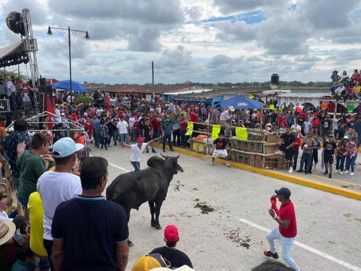 Tlacotalpan 2024: realizan embalse y suelta de toros por fiesta de La Candelaria