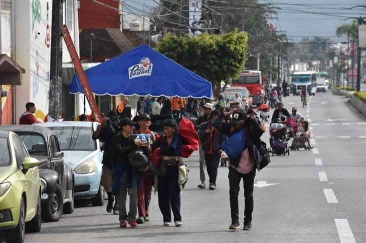 Migrantes desafían frío en Veracruz y abrazan sueño de llegar a EU