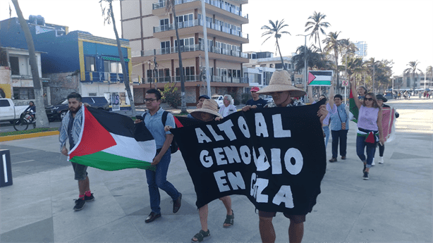 Guerra de la Franja de Gaza: Marcha familiar protesta en Plaza del Migrante Libanés, en Veracruz
