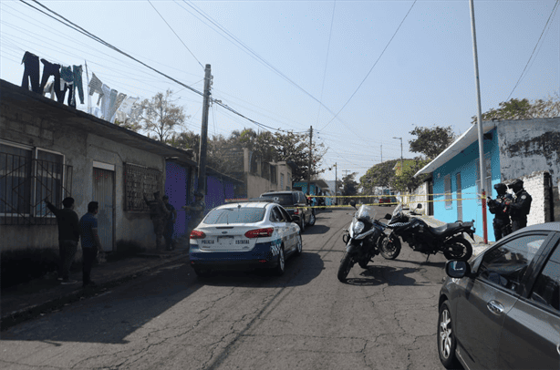 Fallece hombre de la tercera edad en plena avenida Esteba Morales, Veracruz