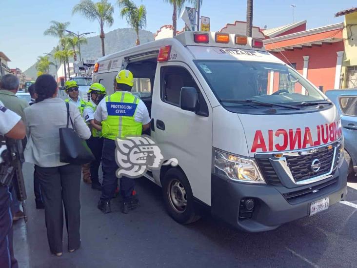 Hombre resulta lesionado tras sufrir accidente en calles de Orizaba