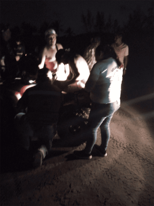 Atienden a jóvenes turistas tras accidente de cuatrimotos en Chachalacas