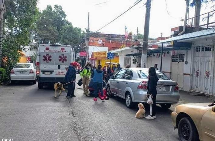 En avenida de Xalapa, autobús atropella a mujer cuando iba a subir a su auto