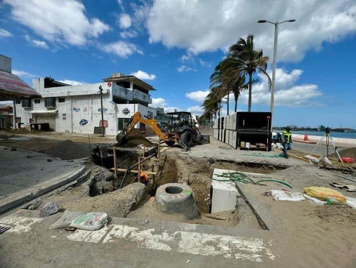 Cierre en bulevar de Veracruz por obra de colector pluvial cumple 15 días