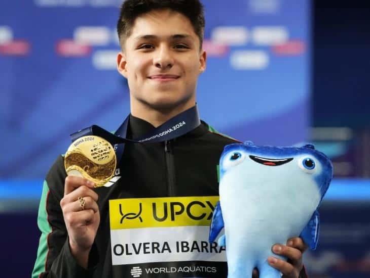 Osmar Olvera gana medalla de bronce en Mundial de Natación ¡orgullo mexicano!