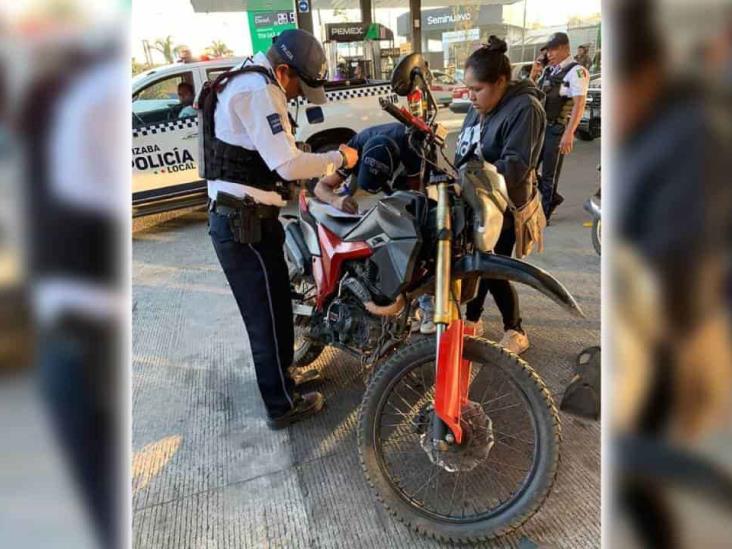 Recuperan moto robada en Orizaba; estaban a punto de venderla