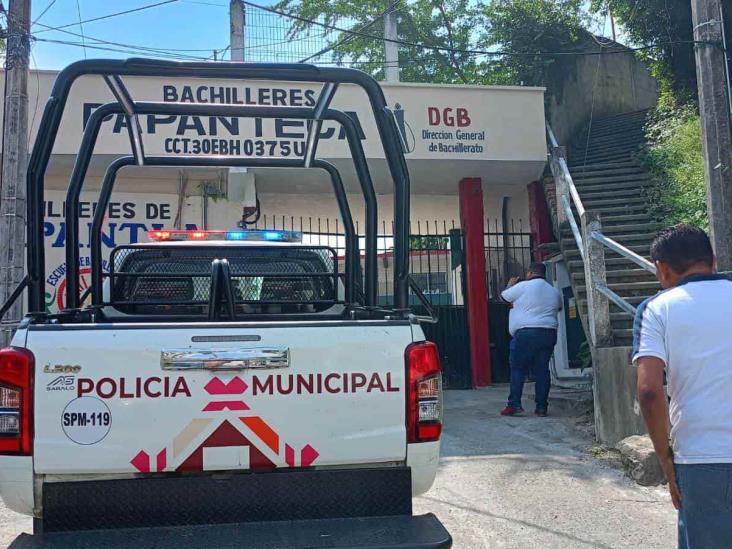 Sujetos armados consuman violento asalto en escuela de Bachilleres Papanteca