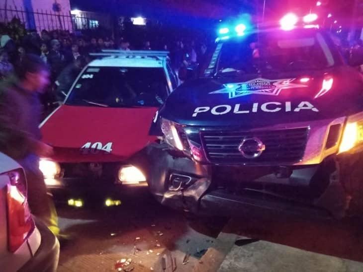 Accidente entre taxi y patrulla deja tres lesionados en Ixhuatlancillo