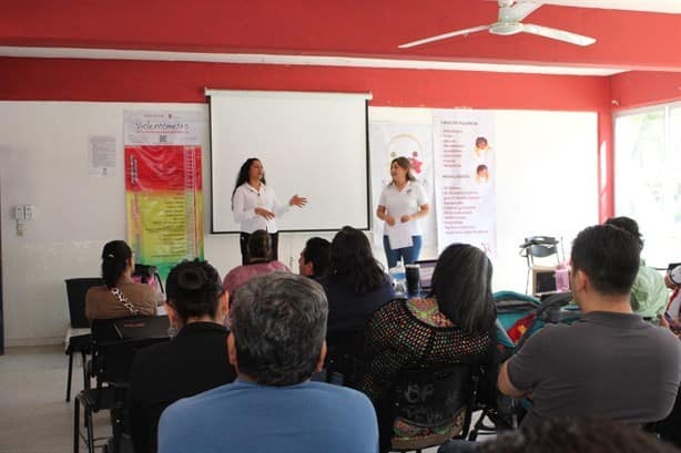 Con charlas en escuelas, busca SIPINNA fomentar entornos libres de violencia