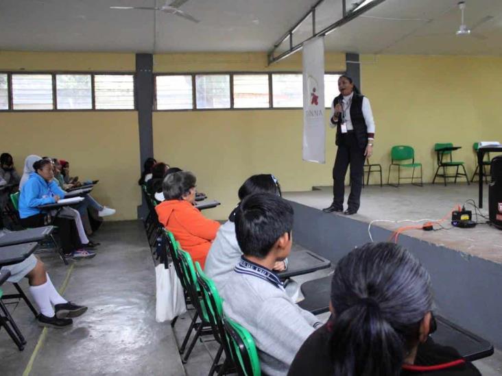 Con charlas en escuelas, busca SIPINNA fomentar entornos libres de violencia