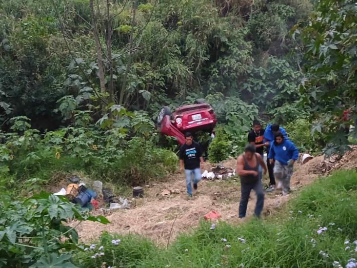 Habitantes de Ciudad Mendoza se accidentan en la Puebla-Córdoba