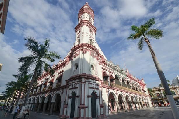 ¿Sabes cuáles son los tres edificios más representativos de Veracruz? Te decimos