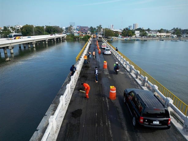 Abren puente de Boca del Río tras suspensión de obra | VIDEO