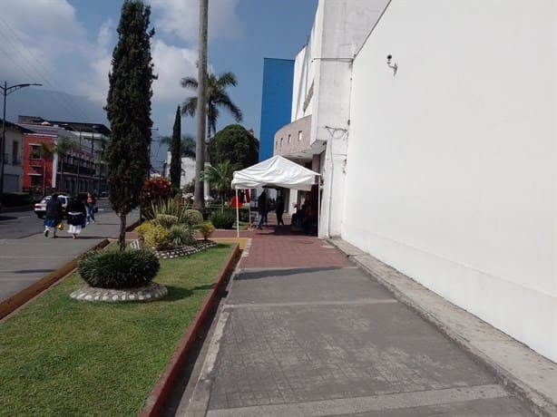 Trabajadores de Montepío mantienen huelga en Orizaba; ya son dos días