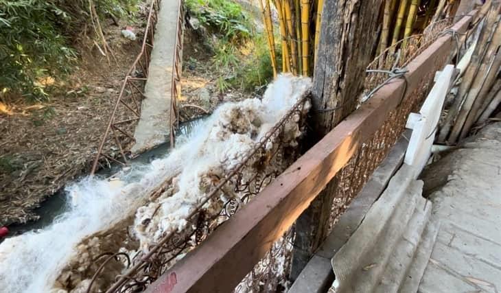 Ciudadanos siguen a la espera de que reconstruyan puente en Poza Rica