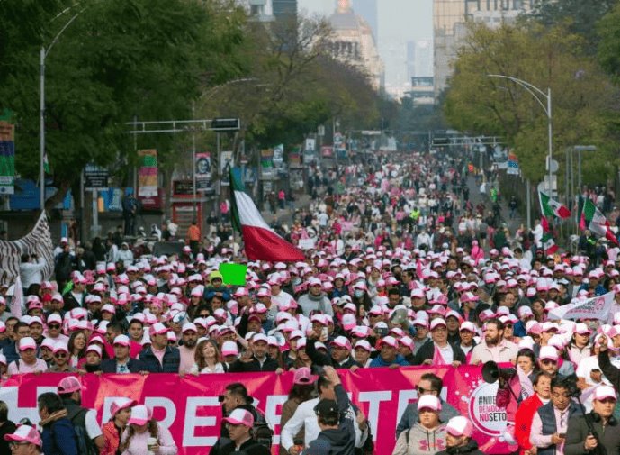La Marcha... una encrucijada para los Mexicanos!