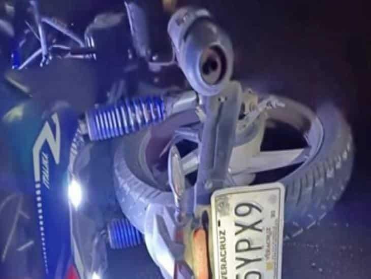 Motociclista se accidenta sobre la carretera Miahuatlán-Naolinco