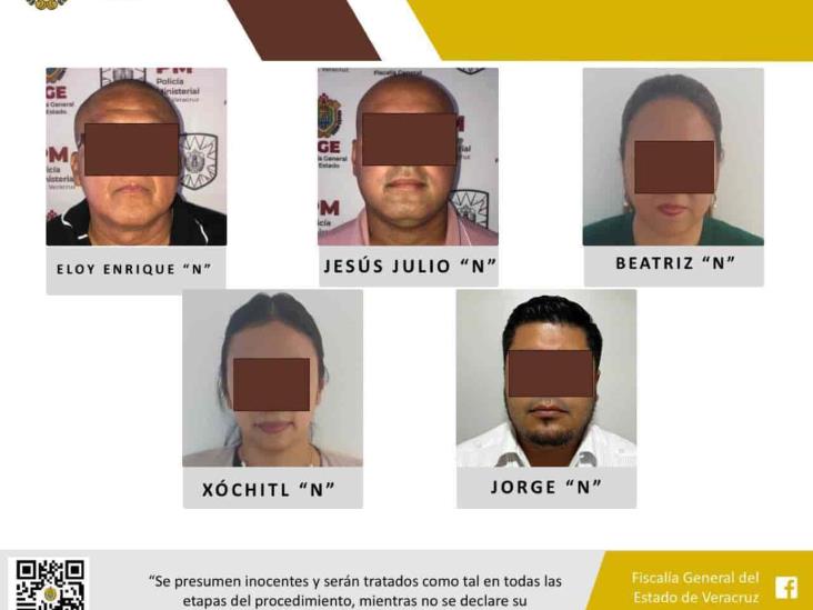 Detiene FGE Veracruz a 5 de sus funcionarios; ¿de qué los acusan?