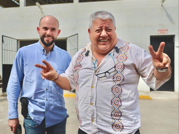 Manuel Huerta, con más de 20 puntos arriba en las encuestas