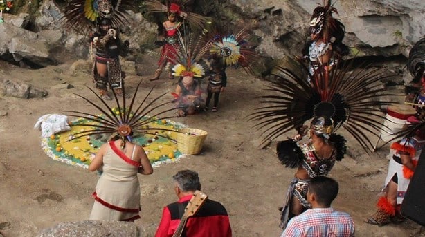 Conoce el ritual Xochitlalis; con el que reciben la primavera en Zongolica