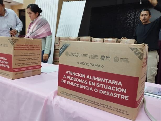 Entregan apoyos a familias afectadas por surada en Río Blanco