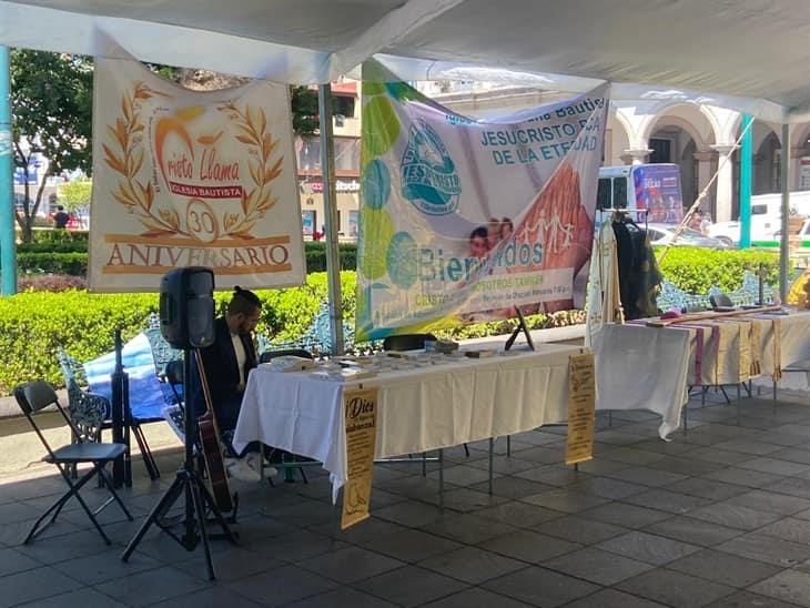 Realizan la Segunda Feria Regional Interreligiosa en el Parque Juárez de Xalapa