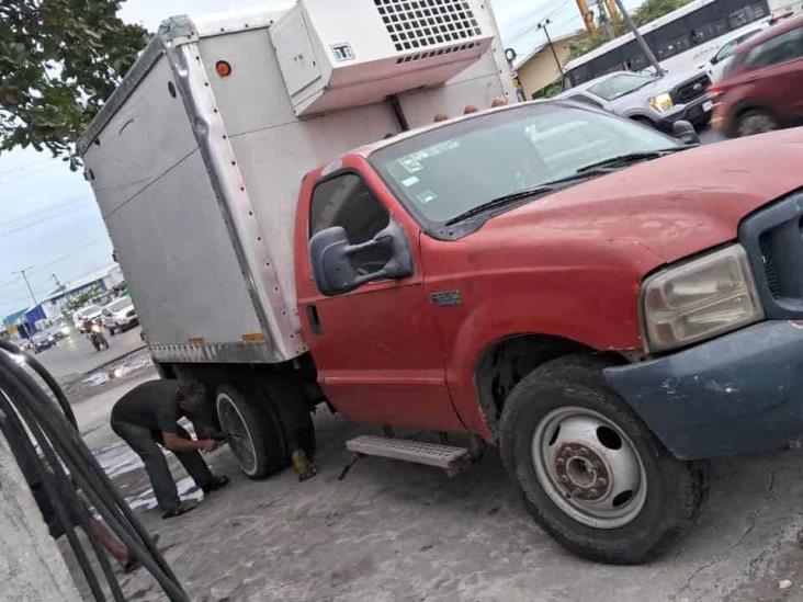 Buscan a chofer del Puerto de Veracruz y camioneta; desaparecieron en Martínez de la Torre