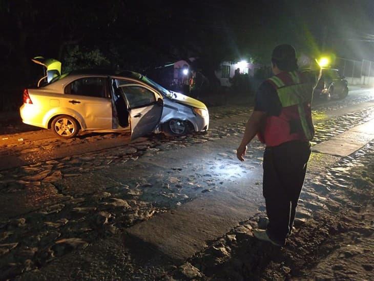 Choque y volcadura deja una persona lesionada en Fortín