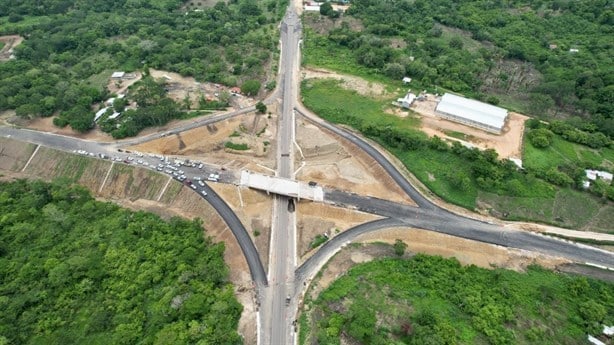 Autopista de Sayula de Alemán a Tehuantepec mejorará la conectividad: Carlos Sedano