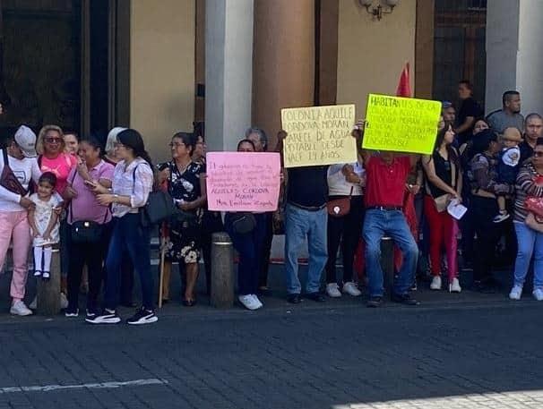 Movimiento Antorchista protesta por desabasto de agua potable en Xalapa 