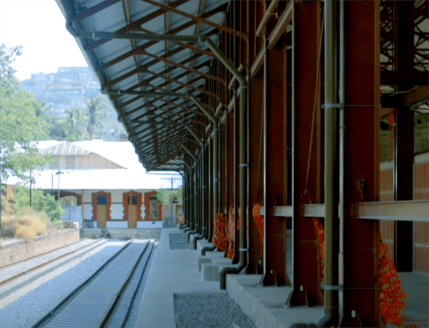 Tren de carga subsidiará transporte de pasajeros en Ferrocarril del Istmo