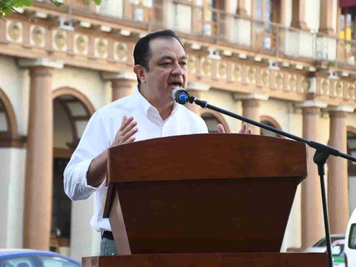 Inicia Américo Zúñiga campaña en el centro de Xalapa