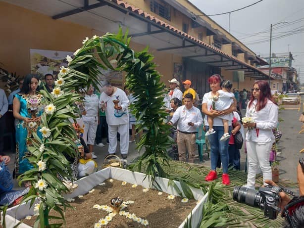 Realizan ritual de los Xochitlallis en Zongolica; protestas dificultaron el acceso