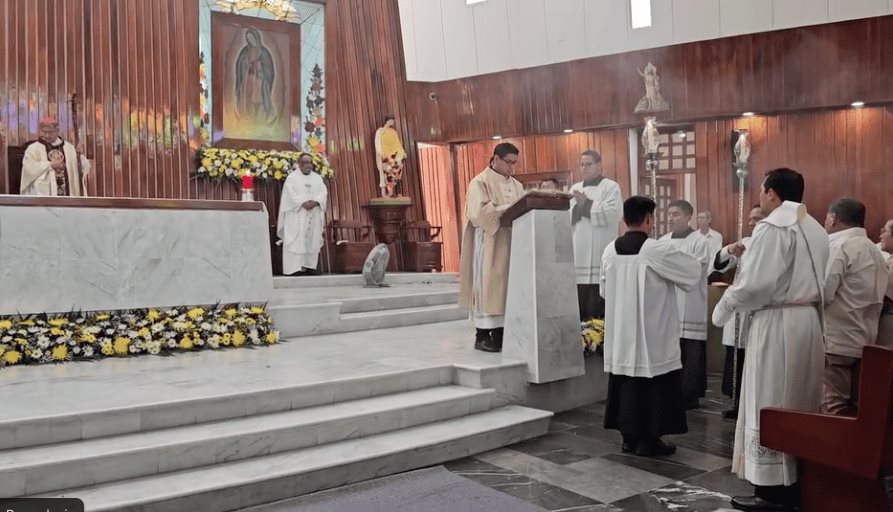 El choapense Candelario Ramírez López fue ordenado sacerdote