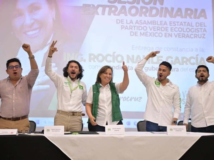 Rocío Nahle recibe constancia como candidata única del PVEM a la gubernatura de Veracruz