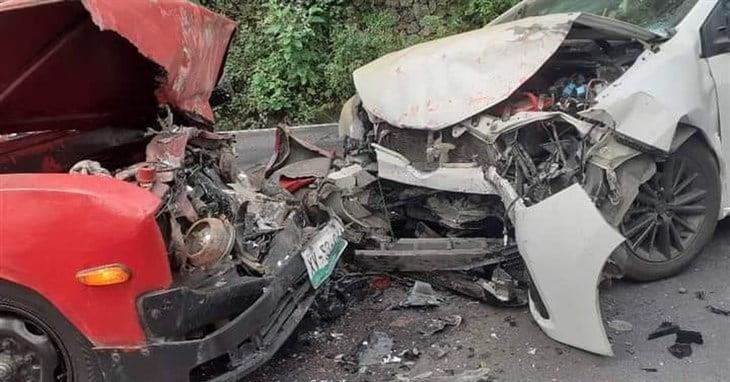 Choque entre camioneta y auto deja cinco lesionados en la carretera Fortín-Huatusco
