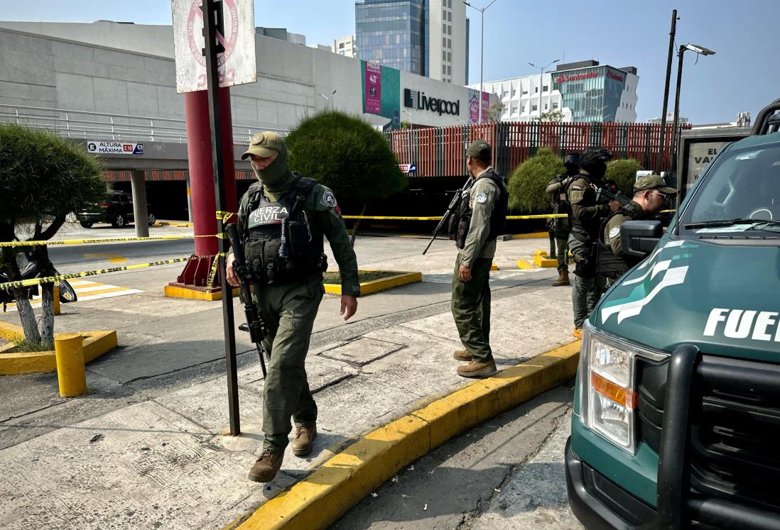 Balacera en Plaza Américas en Boca del Río; hay un muerto | VIDEO