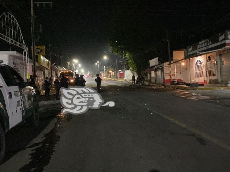 Tras amenazas, pobladores retiran bloqueo en carretera de Acultzingo