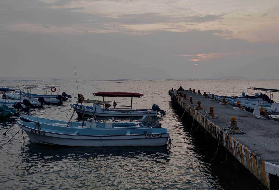 Pescadores de Veracruz no sacan ni para la gasolina; no hay arribazón