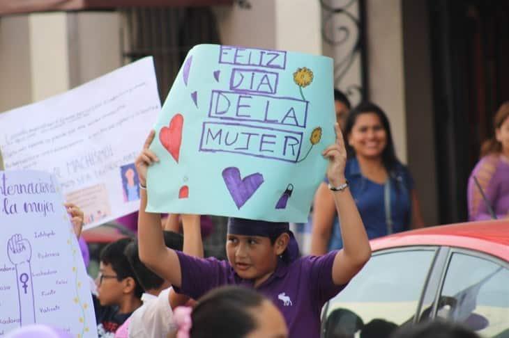 Primaria de Misantla realiza marcha; promueven respeto e igualdad de género 