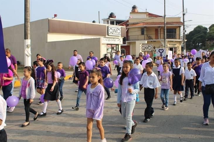 Primaria de Misantla realiza marcha; promueven respeto e igualdad de género 