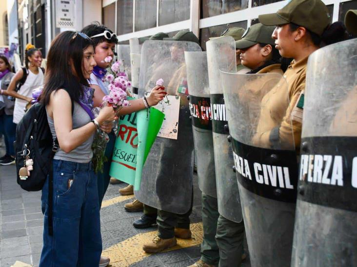 8 de Marzo: Desde Xalapa, mujeres marchan por la igualdad de derechos (+Video)