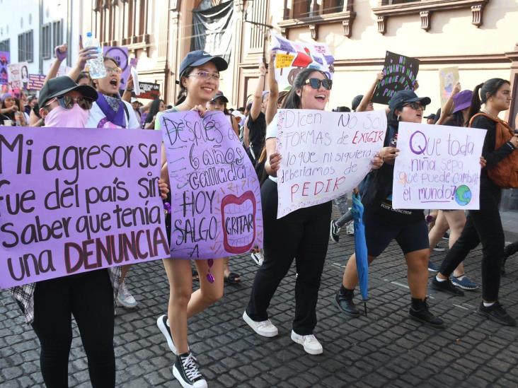 8 de Marzo: Desde Xalapa, mujeres marchan por la igualdad de derechos (+Video)